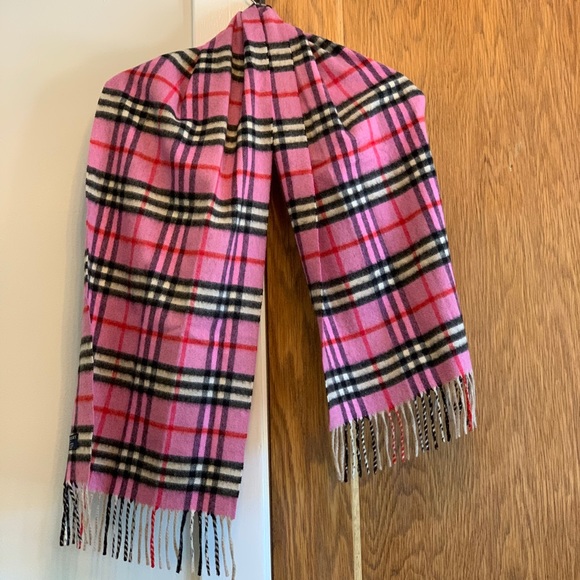 pink cashmere burberry scarf